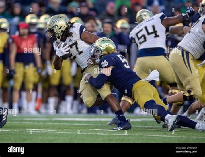 Notre Dame linebacker Manti Te’o’s dead girlfriend was a hoax: was he in on it?