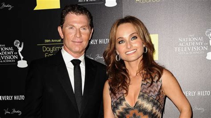 NYDN: Stephanie March ‘was well aware’ of Bobby Flay’s infidelity rumors