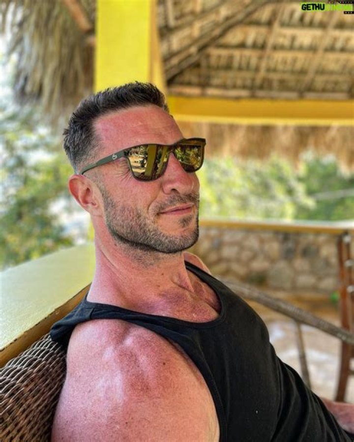 Pablo Schreiber Bio (Wiki) 