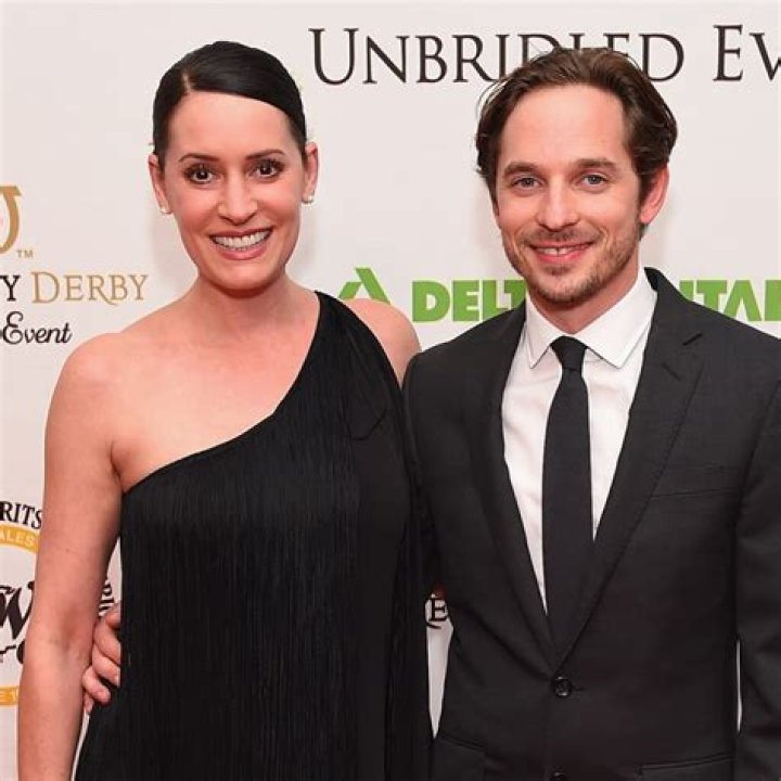 Paget Brewster Net Worth: Lifestyle & Career