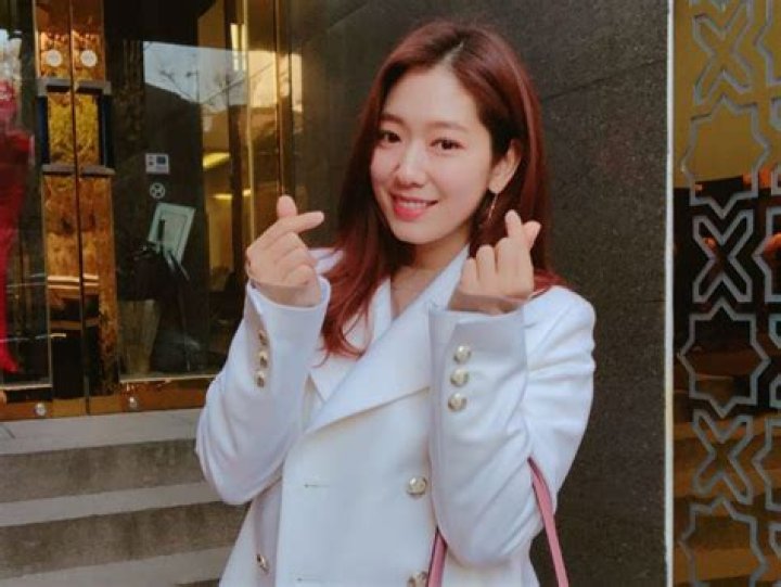Park Shin-Hye Bio (Wiki) 