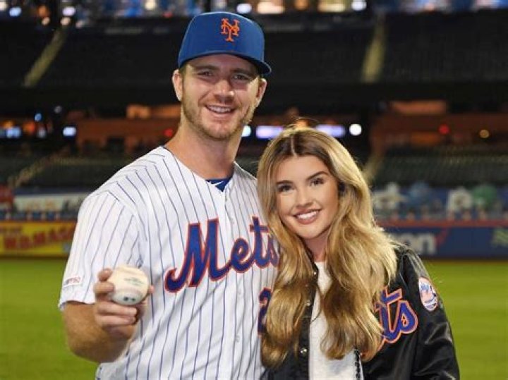 Pete Alonso Religion – What Is His Faith? Parents Ethnicity And Siblings