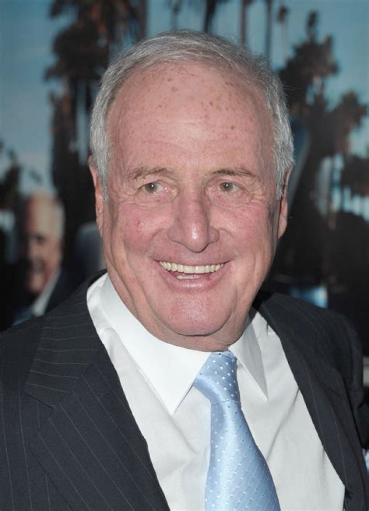 Peter Dubens Net Worth - Wiki, Age, Weight and Height, Relationships, Family, and More