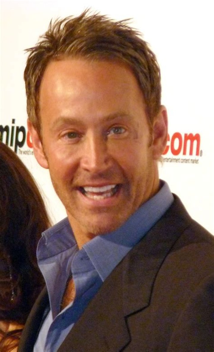 Peter Marc Jacobson Bio (Wiki) 