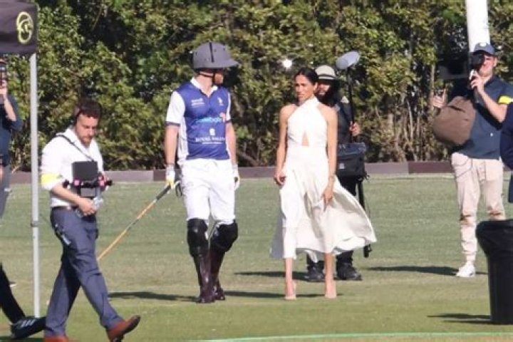 Prince William & Kate recreated a Sussex polo kiss, how completely creepy