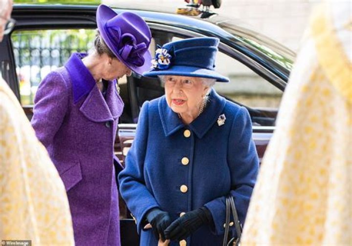 Queen Elizabeth, 95, used a walking cane at Westminster today ‘for comfort’
