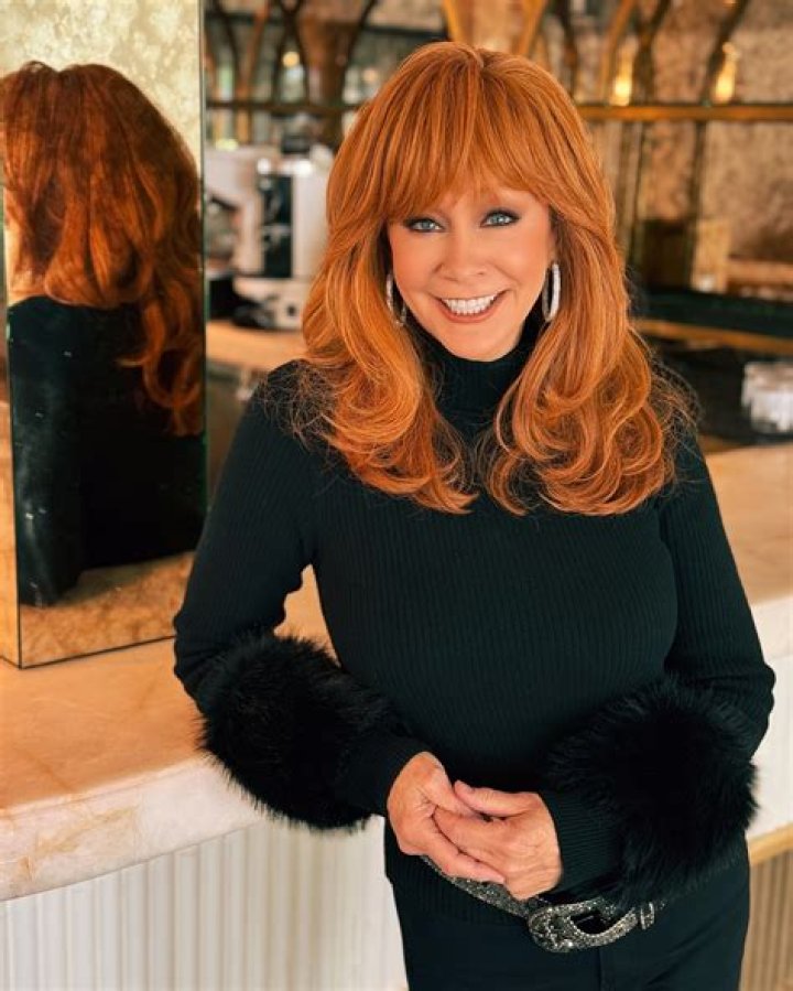 Reba McEntire Bio (Wiki) 