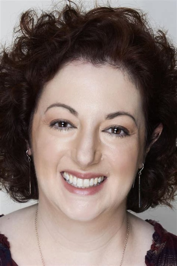 Rebecca Metz Bio (Wiki) 