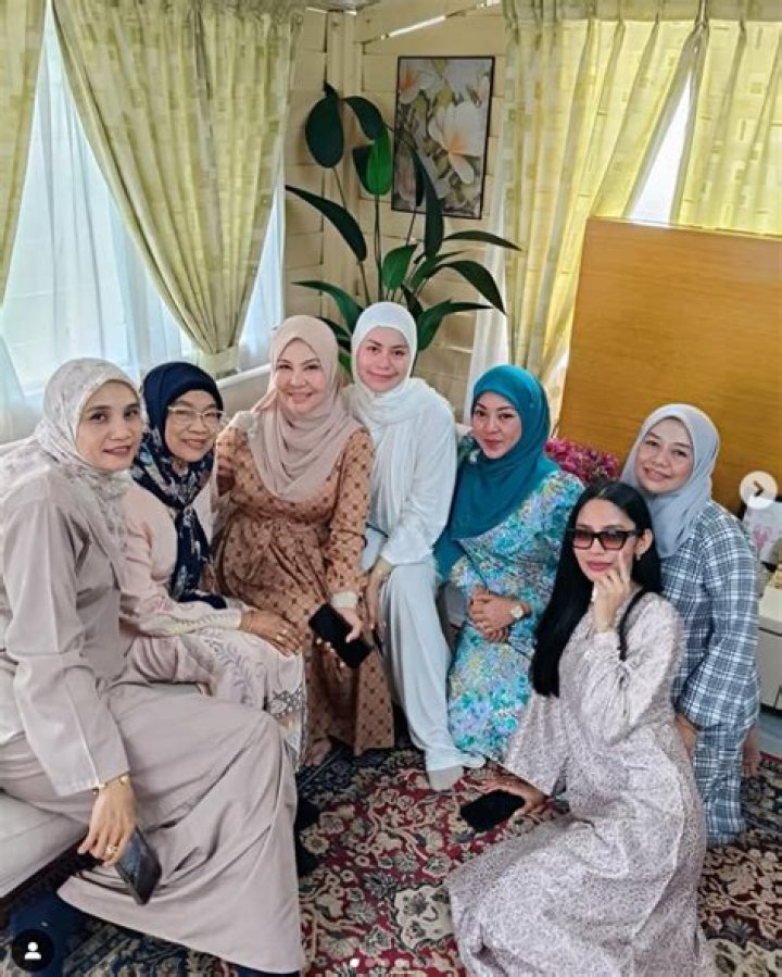 Rebecca Nur Al Islam - Age, Family, Bio