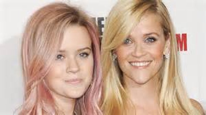 	Reese Witherspoon could testify in Elsie Hewitt’s lawsuit against Ryan Phillippe	