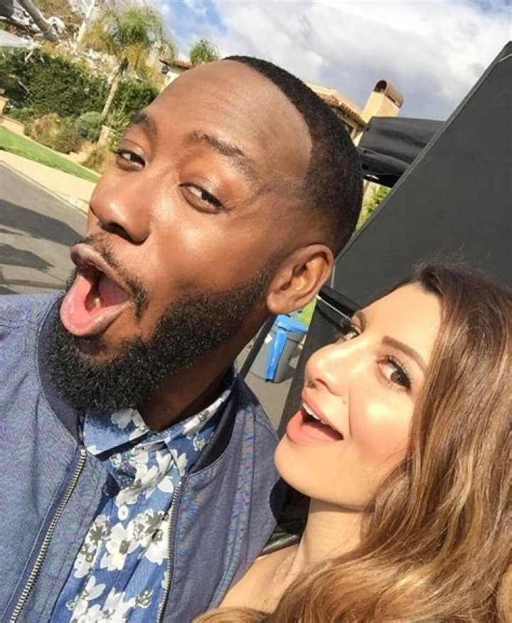 Relationship With Co-Star ‘Nasim Pedrad’