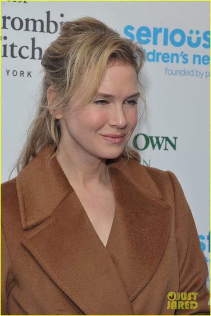 Renee Zellweger & Doyle Bramhall II are still going strong after 3 years together