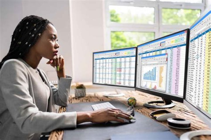Richest Equity Research Analysts of all time