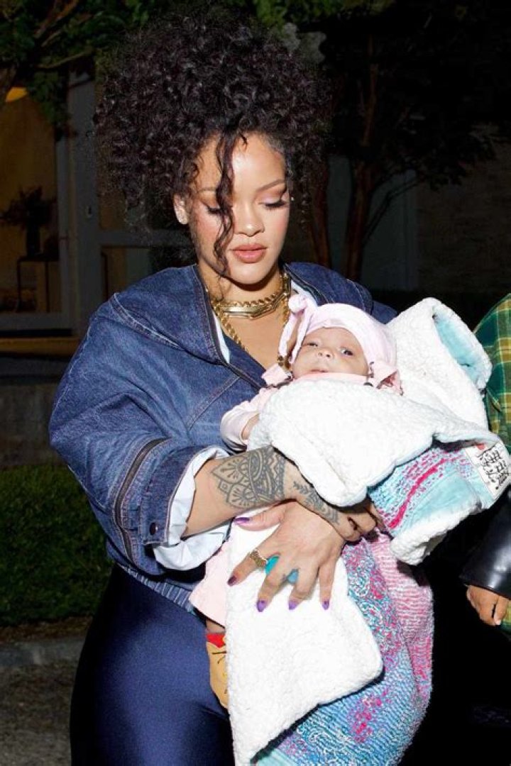 “Rihanna named her second son Riot Rose Mayers” links
