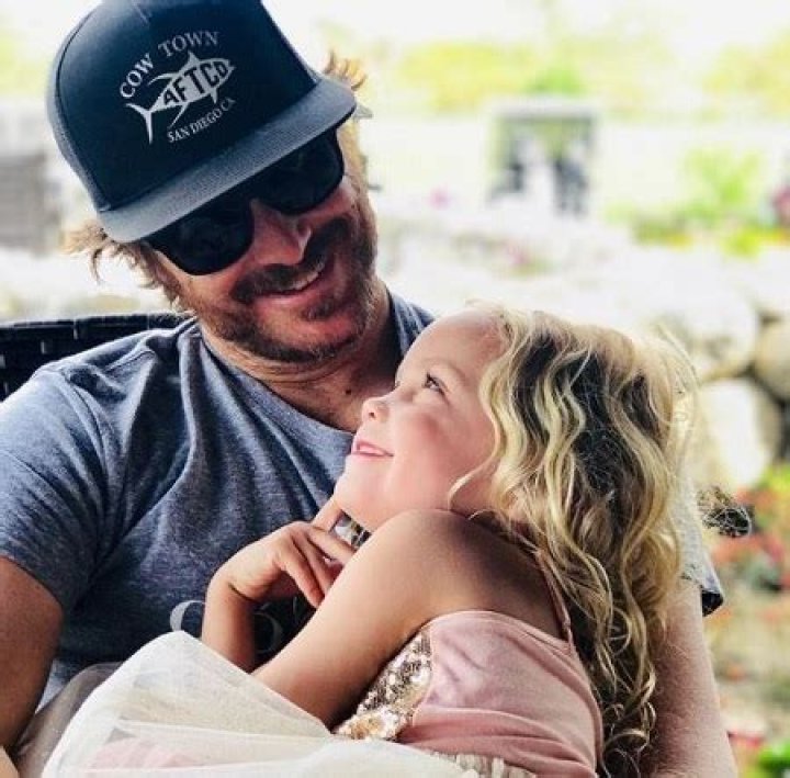 Rio Laura Hudson- Meet Single Daughter Of TV Stars, Oliver Hudson and Erinn Bartlett