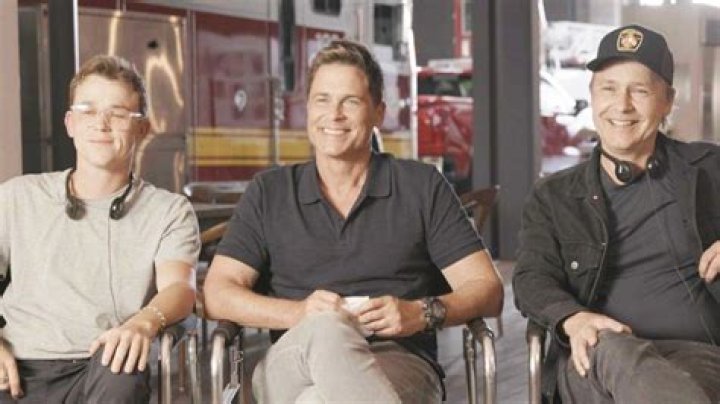 Rob Lowe talks ‘The West Wing’ & ‘Brothers & Sisters,’ sounds like a d-bag