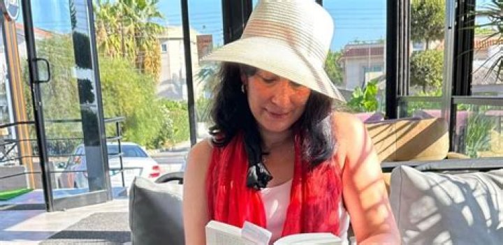 Roma Maria Mukherjee Wikipedia And Alter: How Old Is The Blogger?