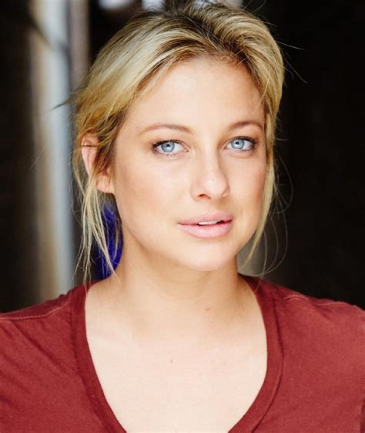 Romy Poulier Bio (Wiki) 