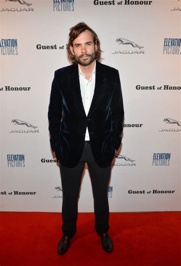 Rossif Sutherland Net Worth - Wiki, Age, Weight and Height, Relationships, Family, and More