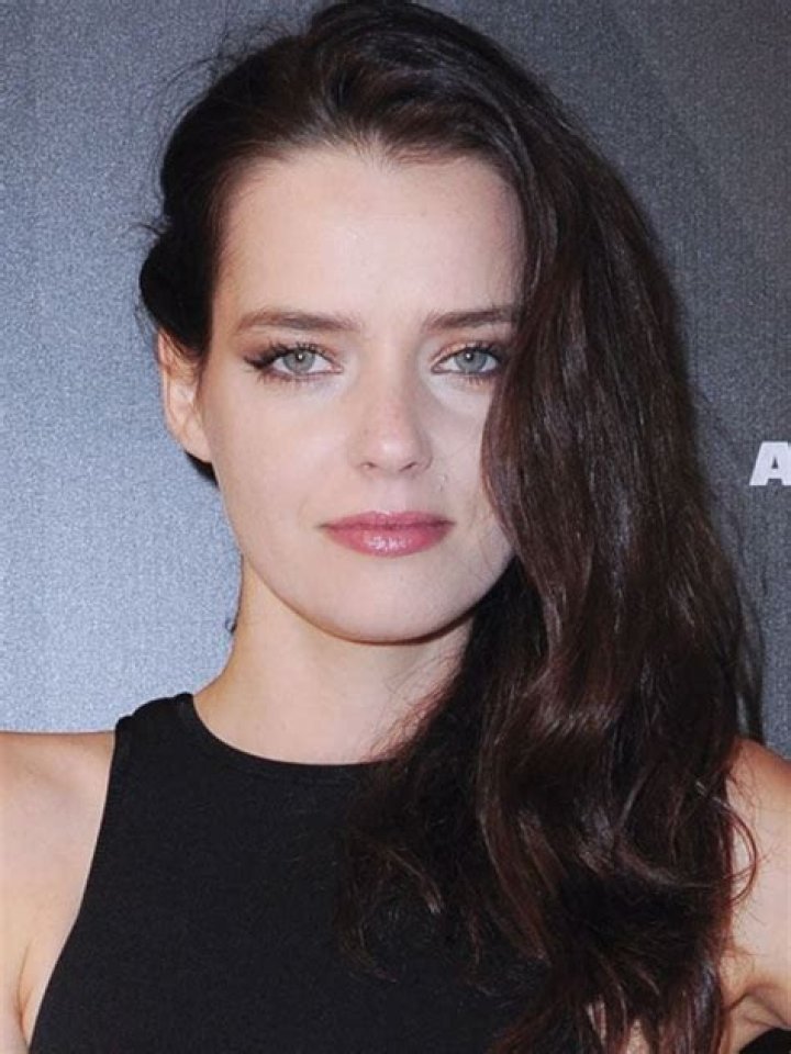 Roxane Mesquida Bio (Wiki) 