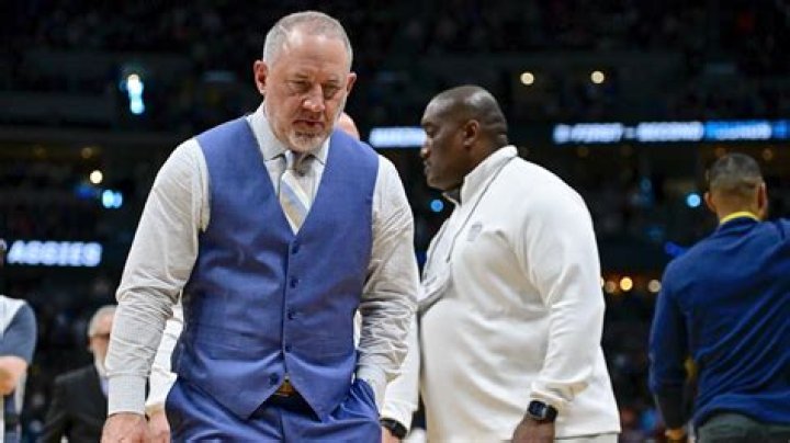 Roy Williams (Basketball Coach) - Age, Family, Bio