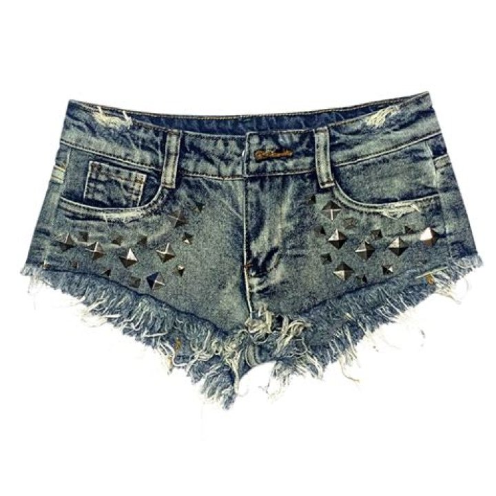 Rumer Willis’s high-waisted hot pants: disastrous, tragic or cute?