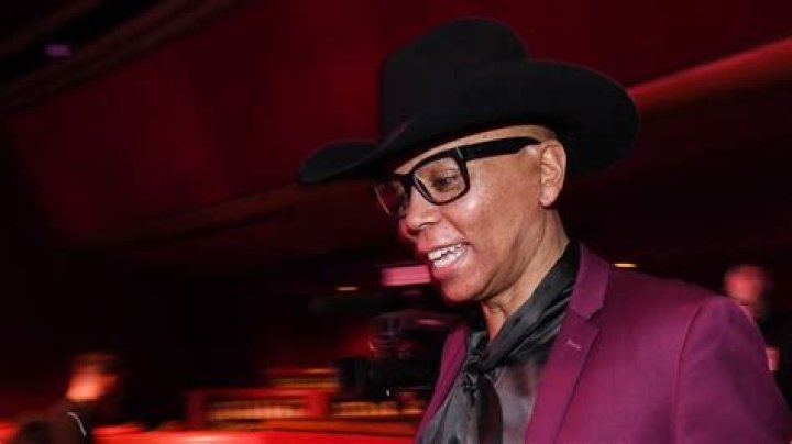 “RuPaul allows fracking on his Wyoming ranch, what in the world” links