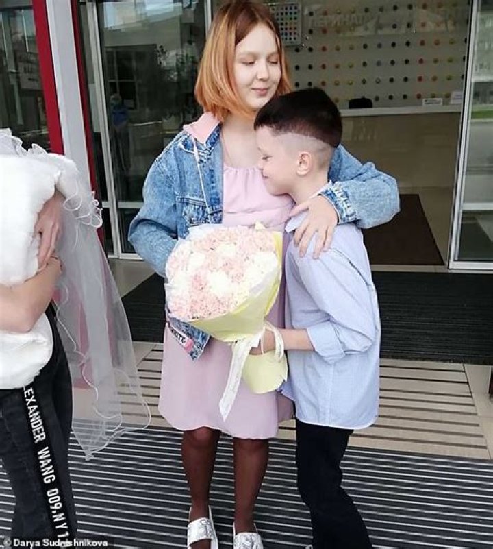 Russian Daria Sudnishnikova pregnant at 13 with child of boyfriend, 10!