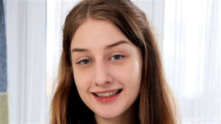 Sacha Carlson Bio (Wiki) 