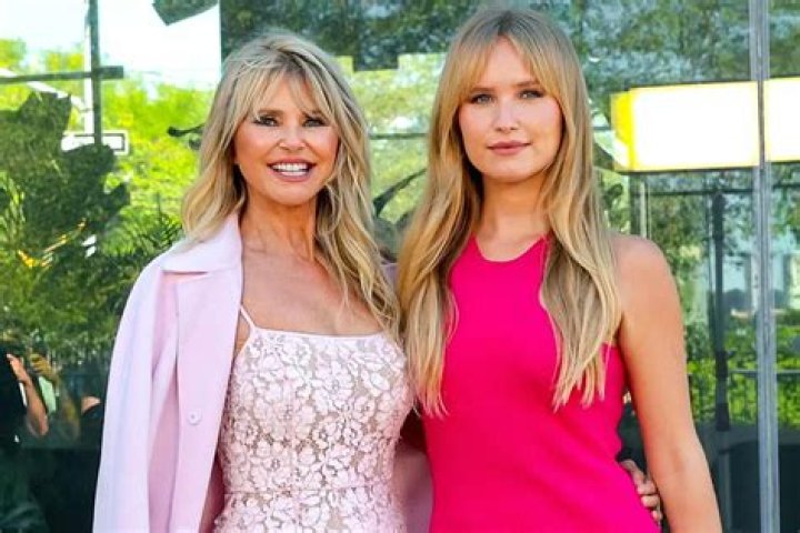 	Sailor Brinkley-Cook steals her mom’s clothes: ‘You can’t really be angry. I’m your child’	