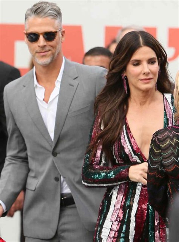 Sandra Bullock’s partner Bryan Randall passed away after a three-year ALS battle