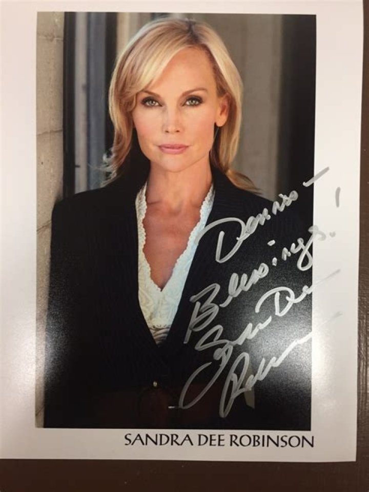 Sandra Dee Robinson - Age, Family, Bio