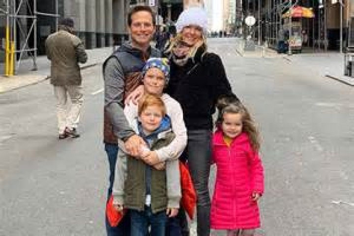 Scott Cawthon Family: Wife Kids Parents And Siblings