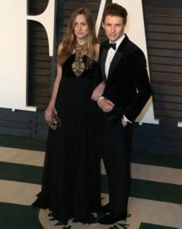 Semi-Exclusive: Eddie Redmayne & his wife Hannah welcomed baby girl Iris Mary