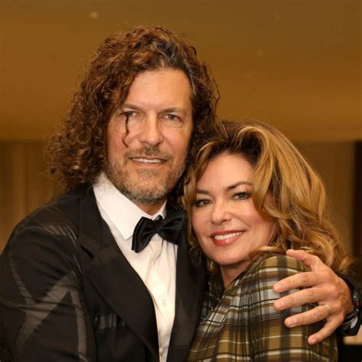 Shania Twain on her husband cheating “the most painful truth of my life”