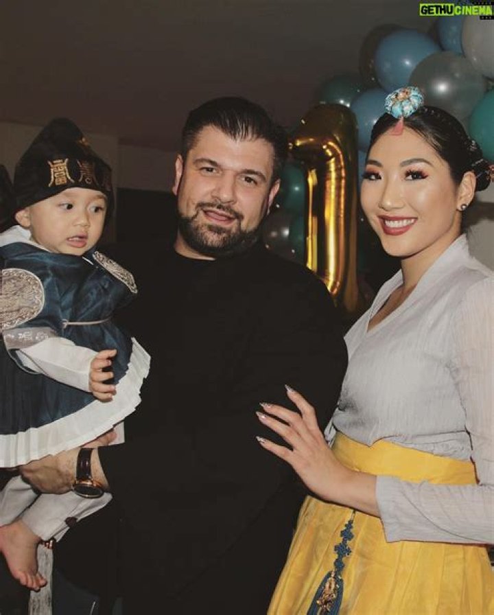 Sheena Sakai - Age, Family, Bio