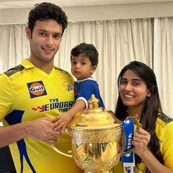 Shivam Dube Net Worth - Wiki, Age, Weight and Height, Relationships, Family, and More