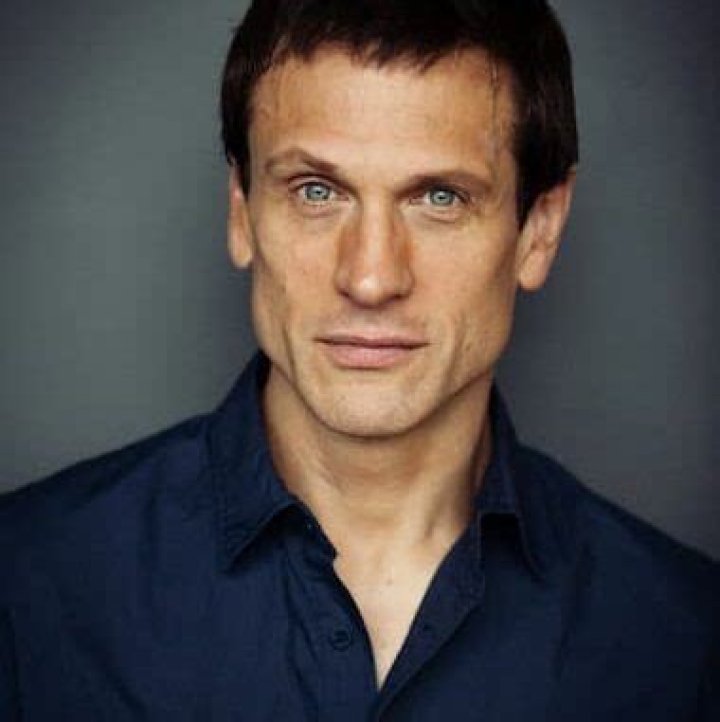 Simon Merrells Bio (Wiki) 