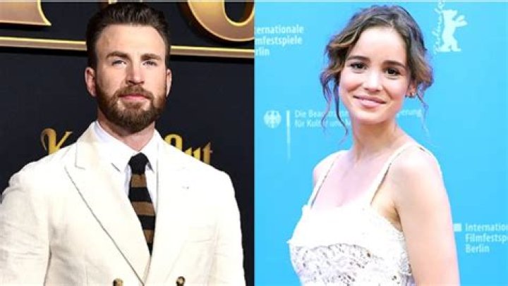 Star: Chris Evans thought Jenny Slate was kind of exhausting in Las Vegas