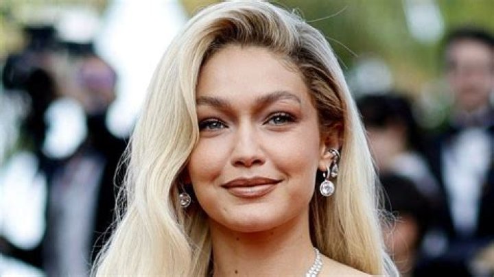 Star: Gigi Hadid is being Mean Girl’d by the other Victoria’s Secret models