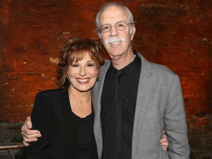 Steve Janowitz and his longtime wife, Joy Behar married in 2011 after 29 years of relationship.