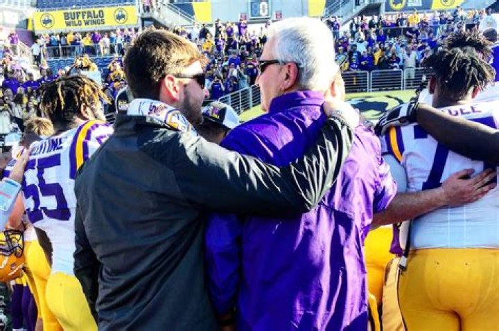 Steven Ensminger Jr, widower of the late air crash victim, sportscaster Carley McCord files a lawsuit for damages!