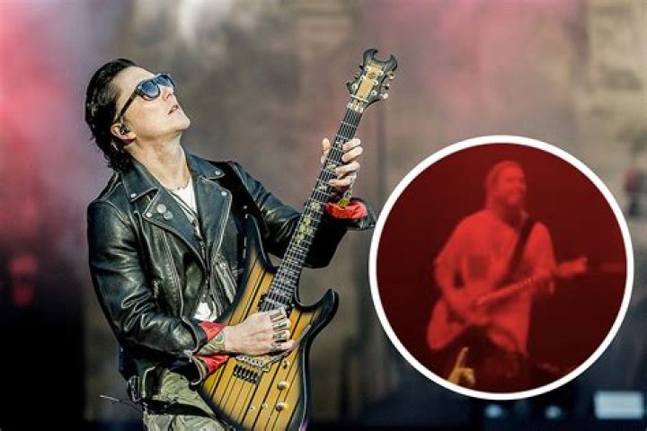 Synyster Gates - Age, Family, Bio