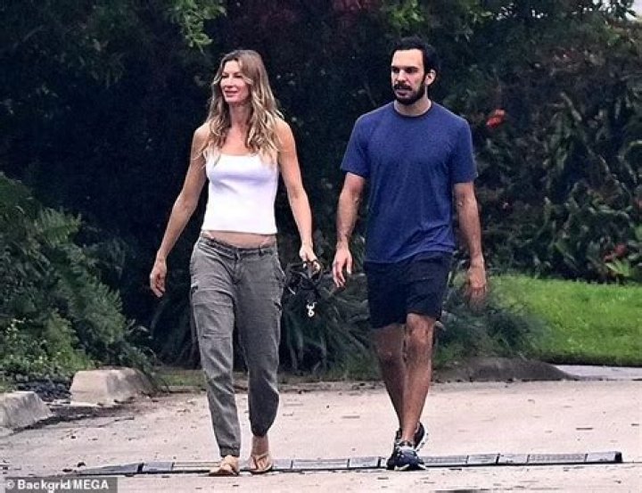 	Tara Reid wants to start popping out babies with her new husband	