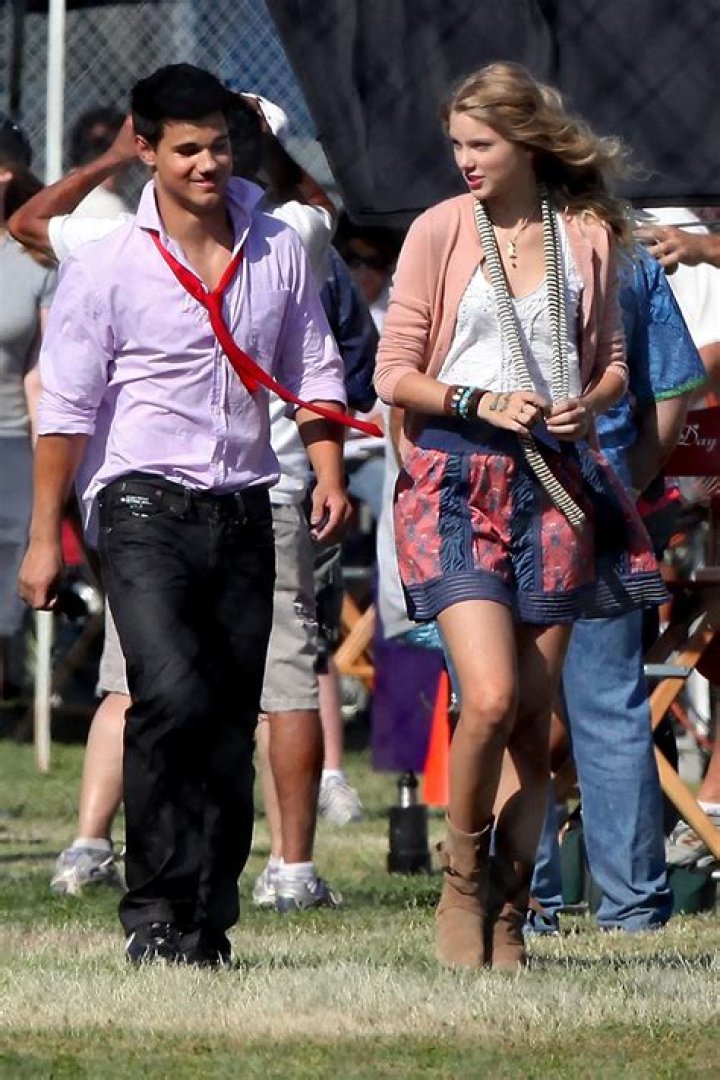 Taylor Swift & Taylor Lautner seen leaving hotel together in the morning