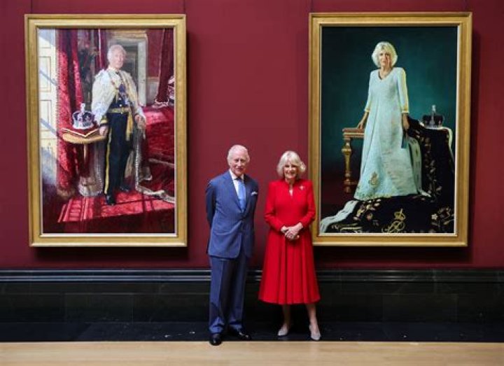 The coronation portraits reveal the ‘slimmed-down monarchy’ & suspicious art