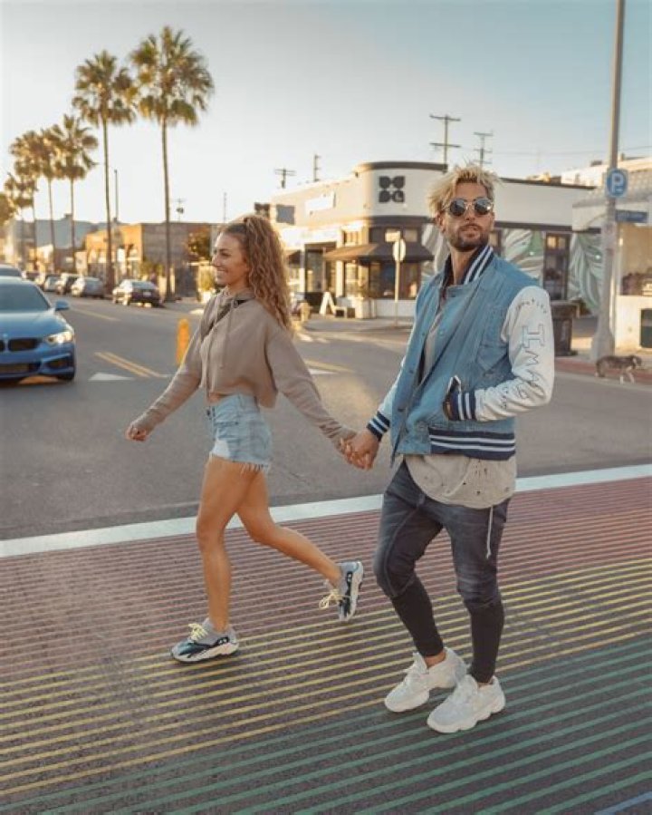 The famous prankster duo, Jesse Wellens and Jeana Smith parted their ways!! Jesse said that pranking each other ‘Polluted’ their relationship!