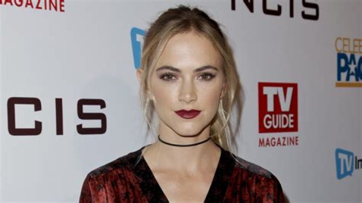 The “Special Agent” of NCIS, Emily Wickersham. We’ve gathered facts about the gorgeous actress!