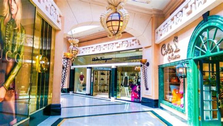 The Ultimate Guide to Shopping in Lisbon