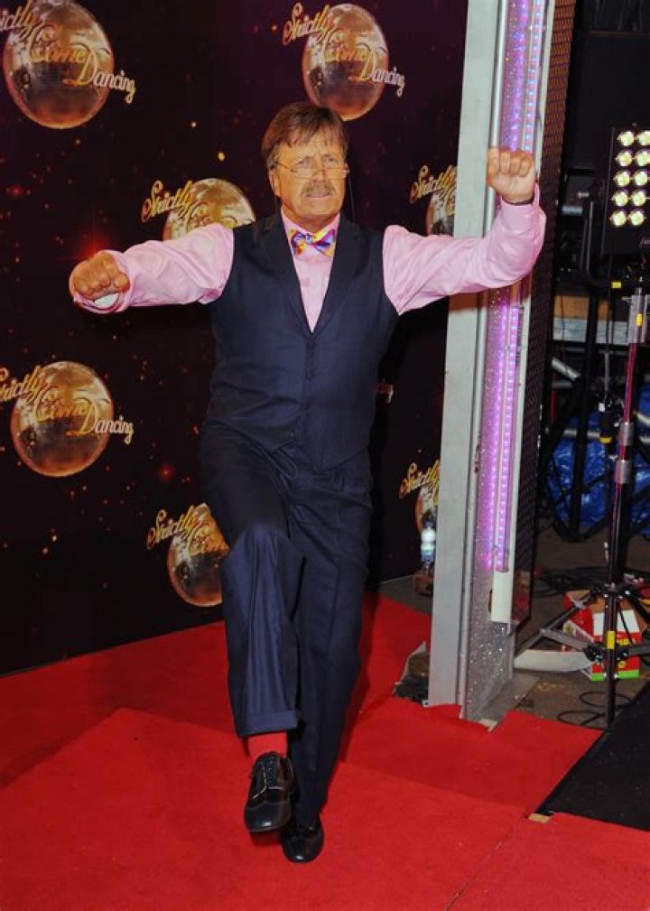 Tim Wonnacott Net Worth - Wiki, Age, Weight and Height, Relationships, Family, and More